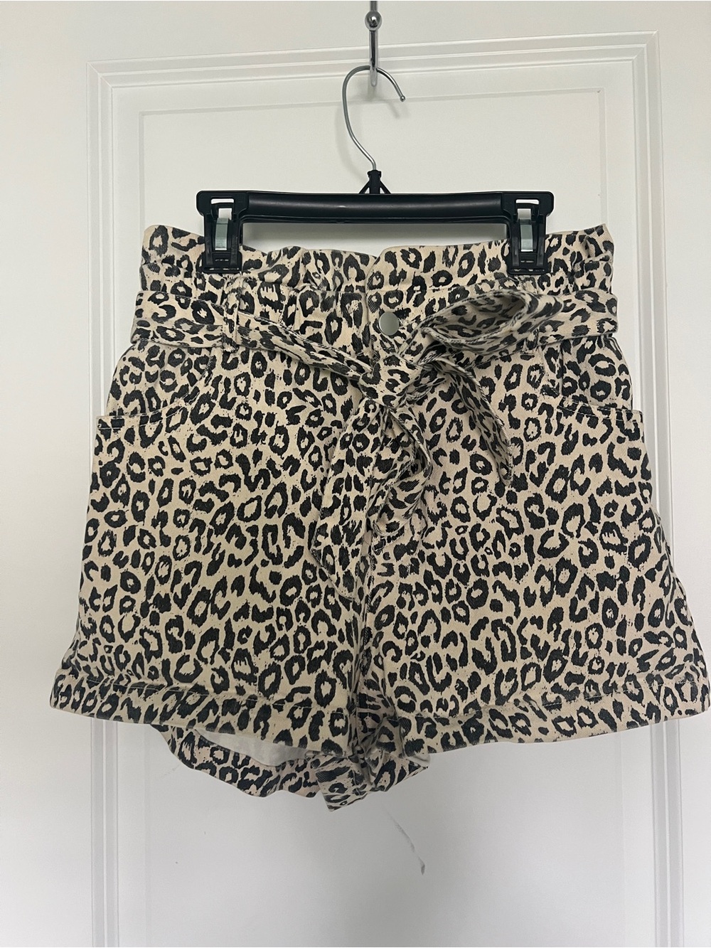 Le Lis Beige & Black Leopard-Print High Waist Paperbag Shorts
